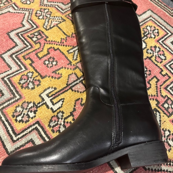 Belted Knee High Boot - Picture 2 of 6